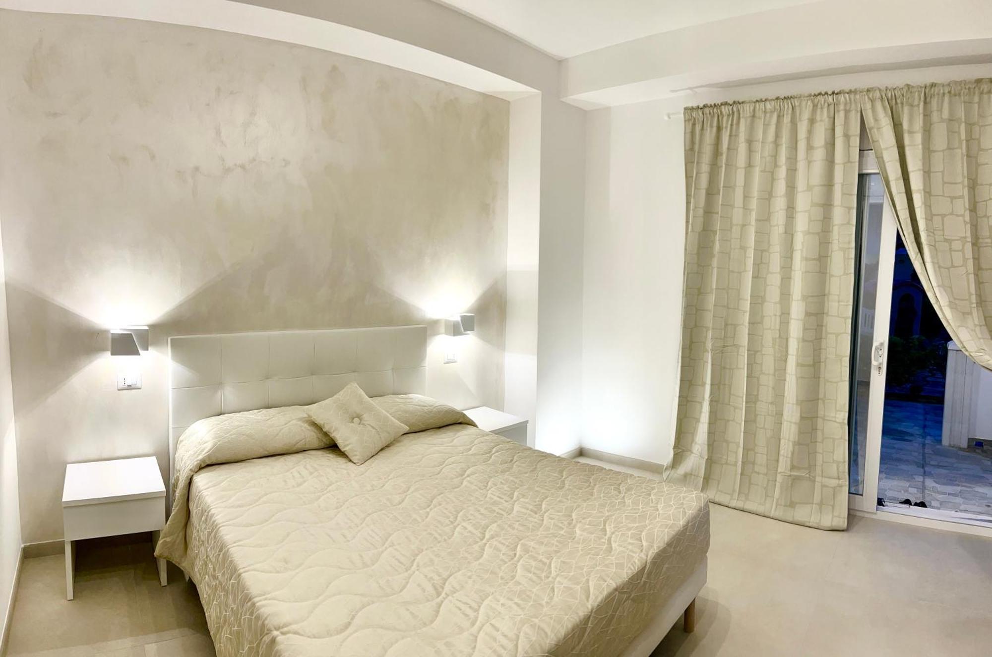 Gemini Luxury Rooms Peschici Esterno foto