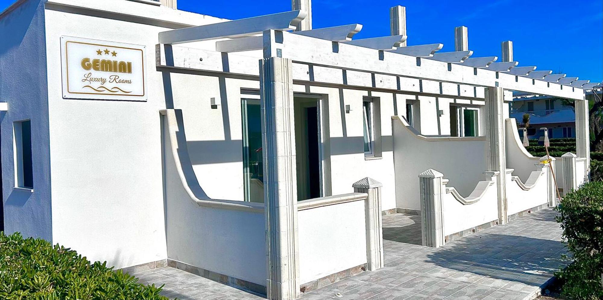 Gemini Luxury Rooms Peschici Esterno foto